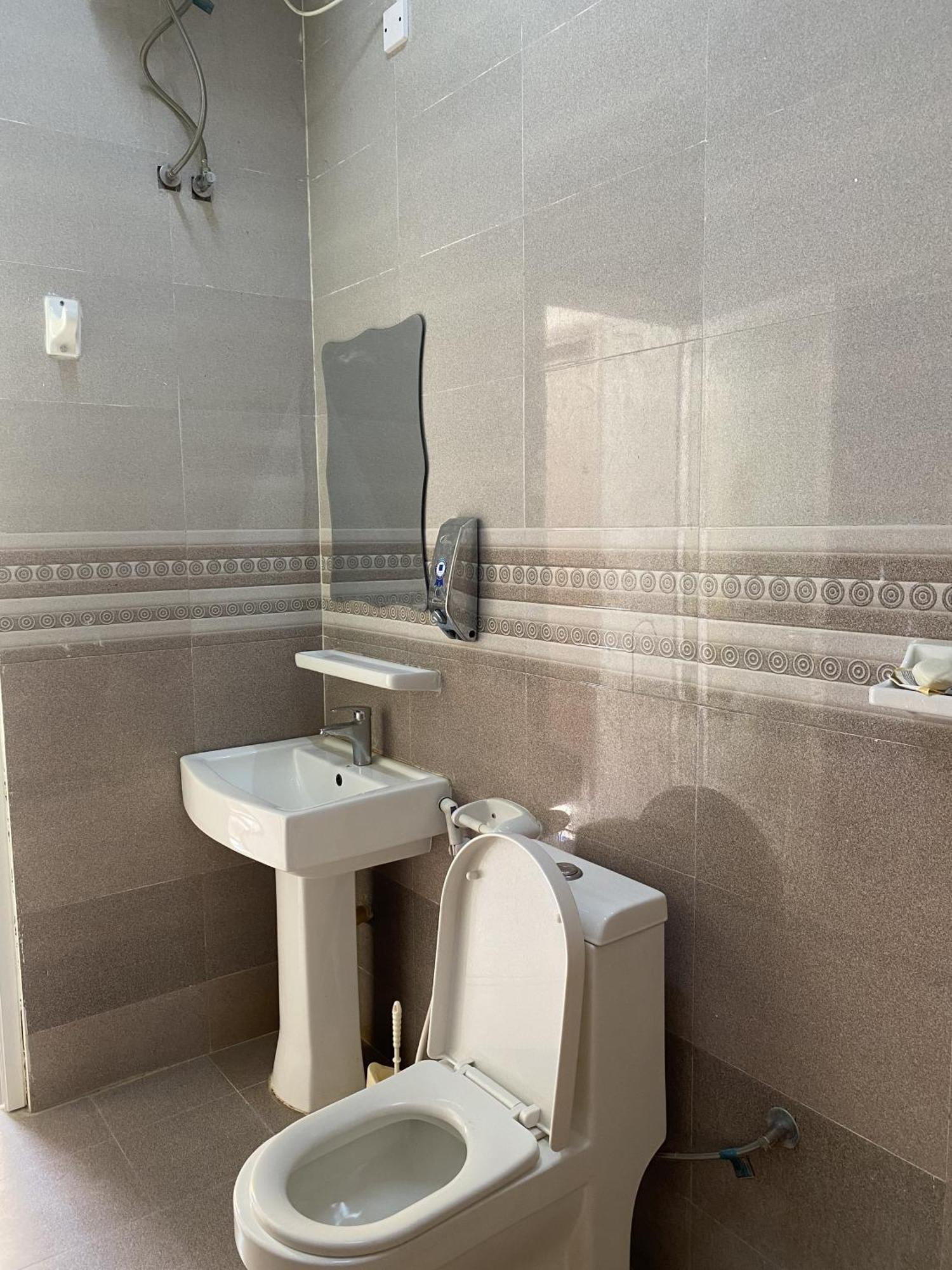 Fig Shades مزرعة ظلال التين Hotell Tiwi Exteriör bild